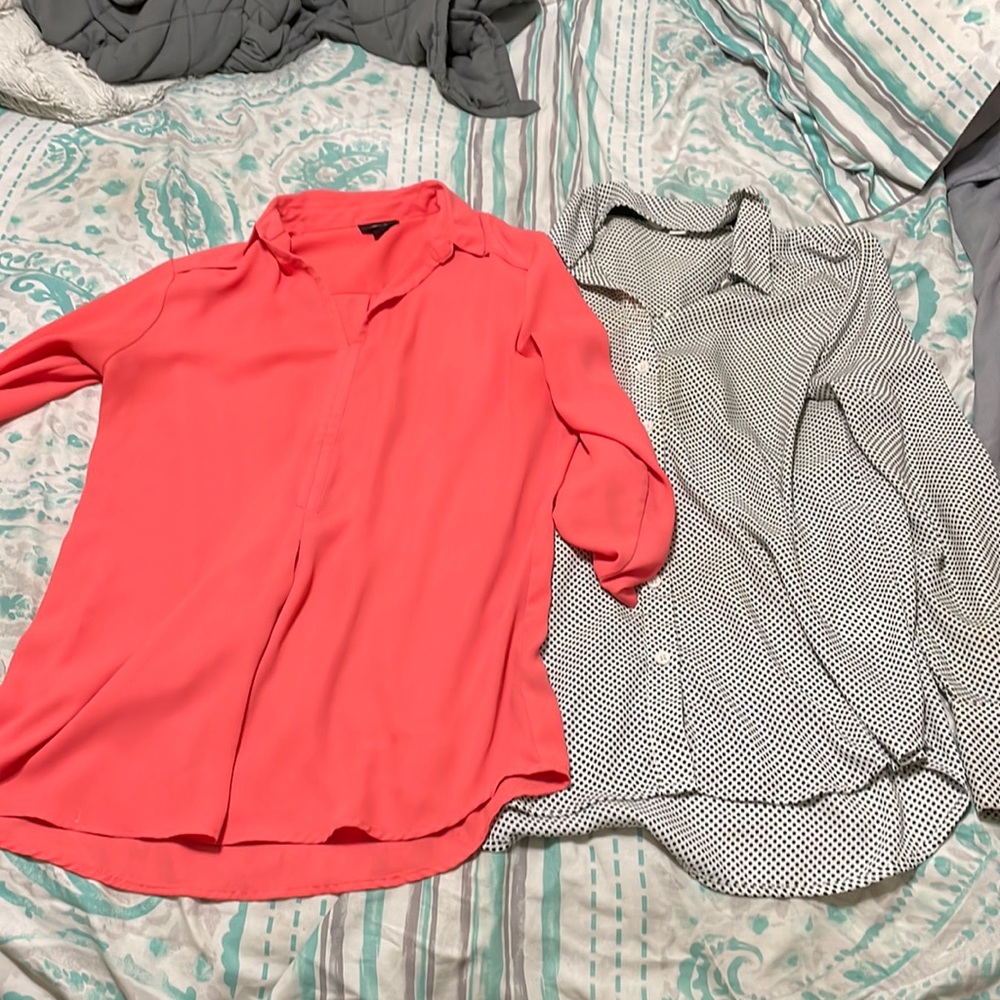 Bundle: Loose-fitting Work Blouses Size XS/S